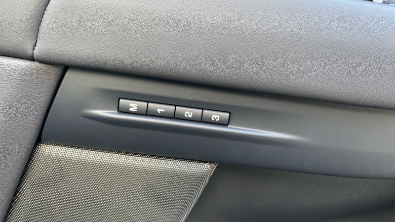 Land Rover Range Rover Evoque 1.5 P270e Autobiography 5dr Auto [Revised] Hatchback